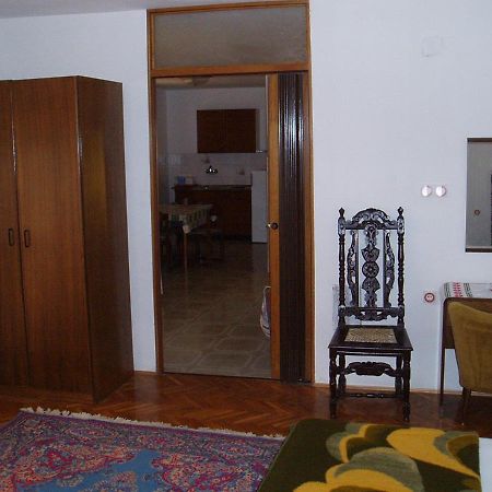 Apartman Za 3 Osobe Lägenhet Medulin Exteriör bild